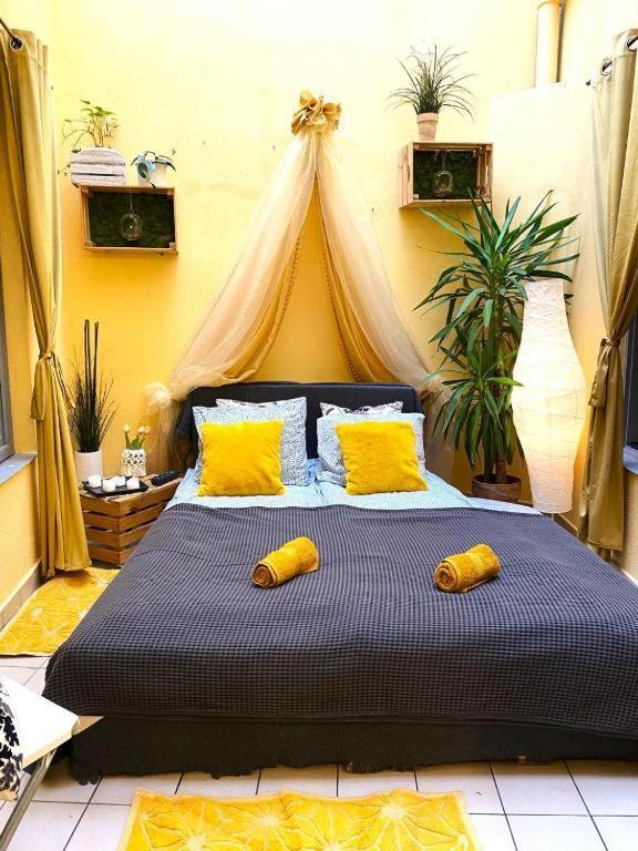 Real Vip Hostel Краков Экстерьер фото